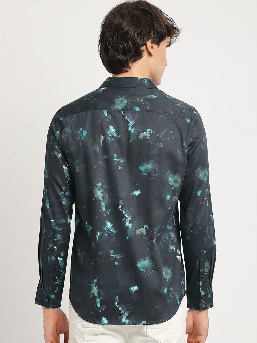 THE BEAR HOUSE Men Graphic Print Slim Fit Casual Shirt