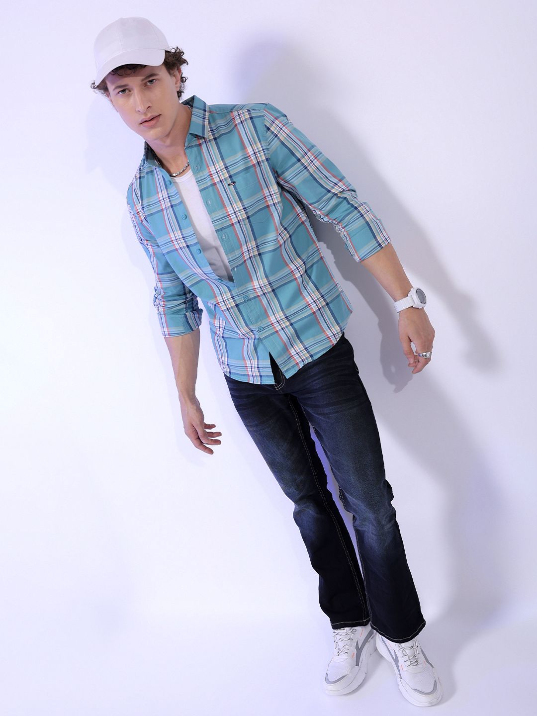 The Indian Garage Co Slim Fit Tartan Checked Pure Cotton Casual Shirt