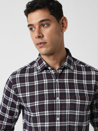 VASTRADO Classic Slim Fit Tartan Checks Opaque Cotton Casual Shirt