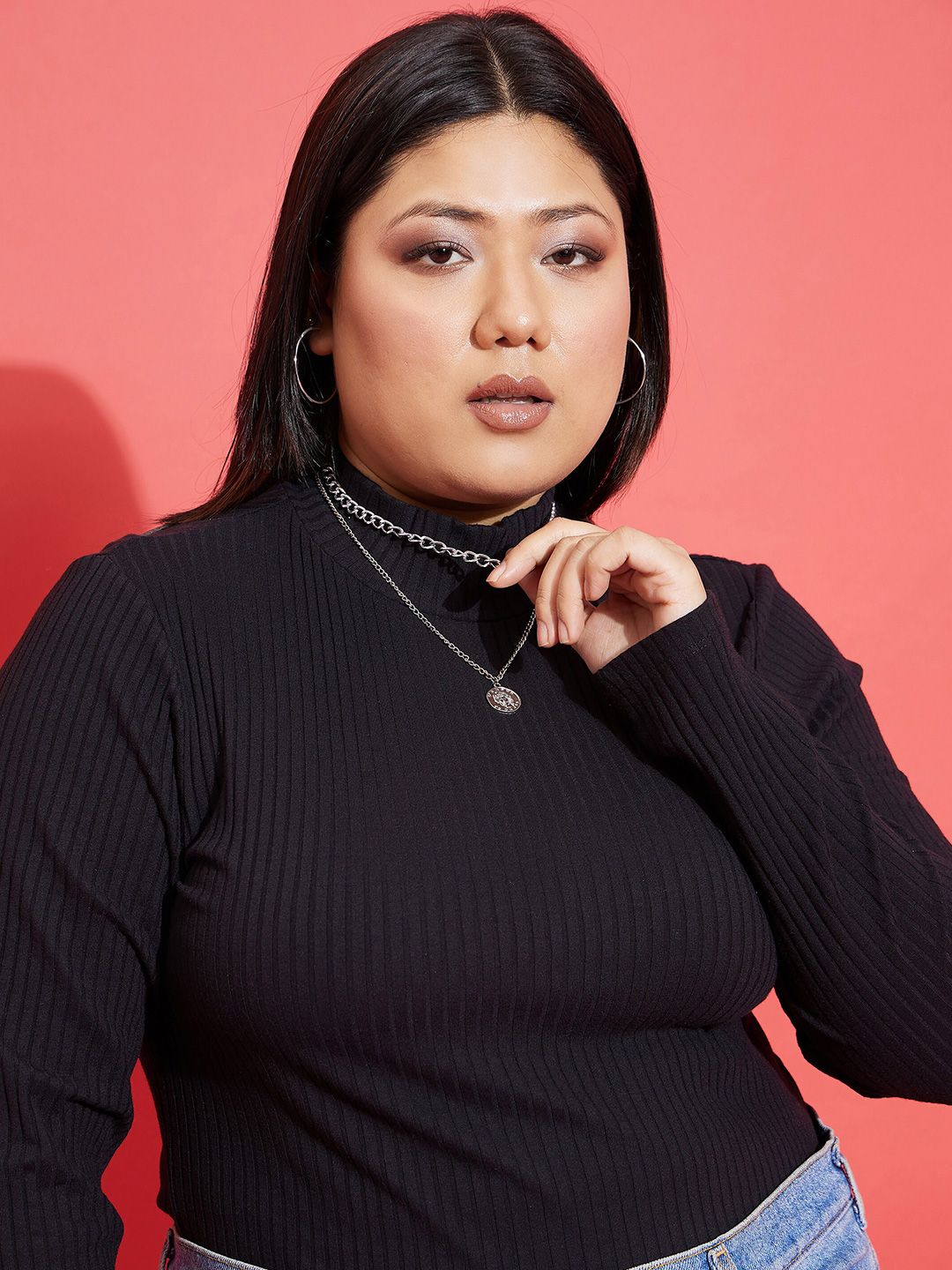 SASSAFRAS Curve Plus Size Rib High Neck Fitted Top