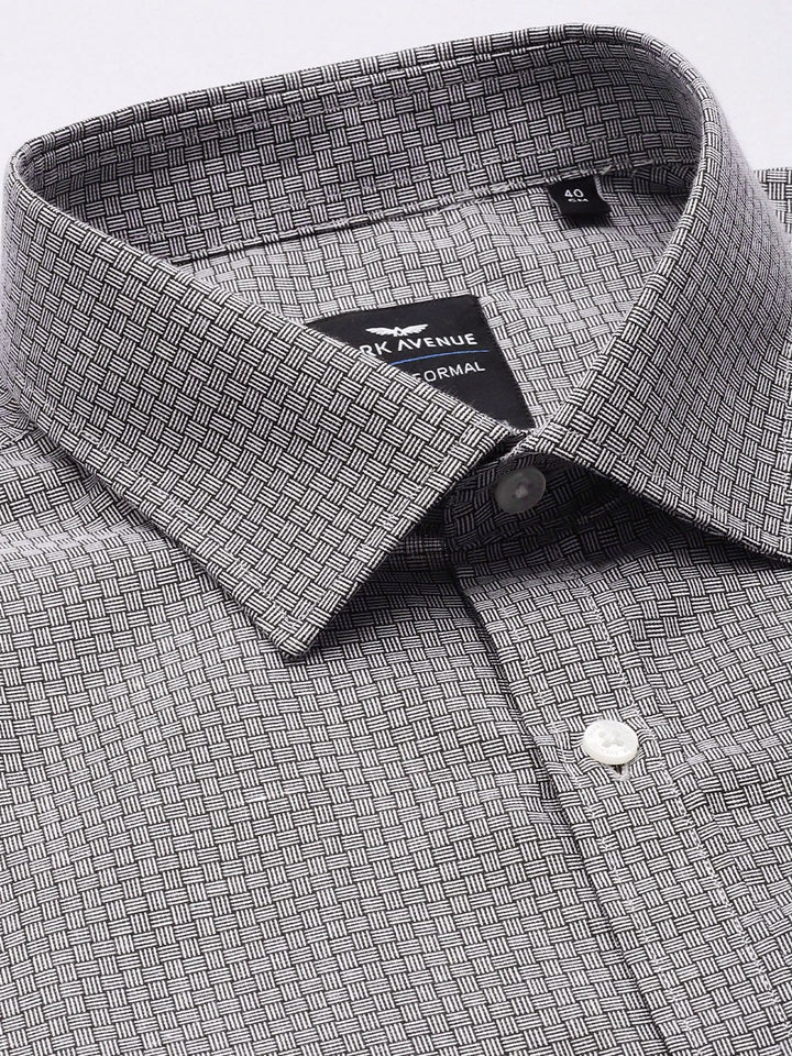 Park Avenue Self Design Slim Fit Textured Formal Shirt
