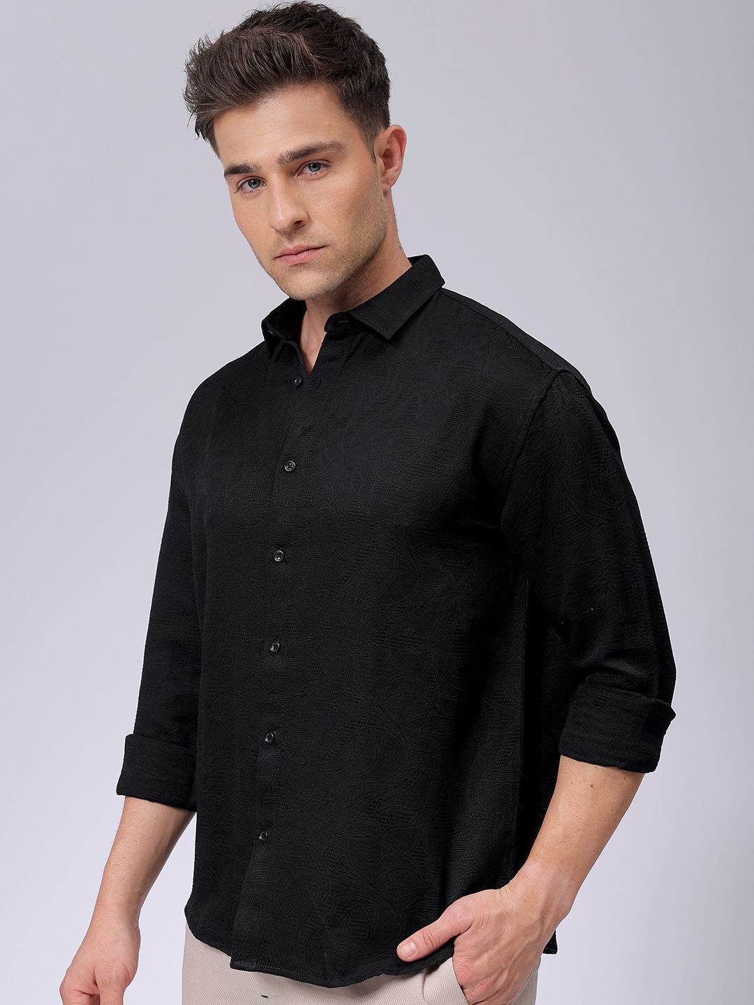 The Indian Garage Co Men Relaxed Fit Dobby Textured Resortwear Shirt