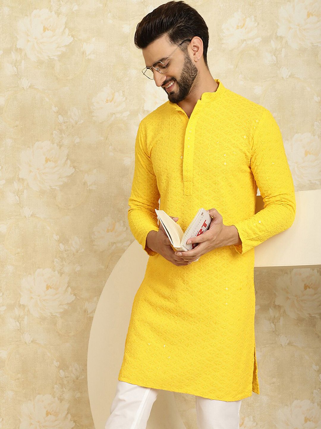 SOJANYA Embroidered Pure Cotton Kurta