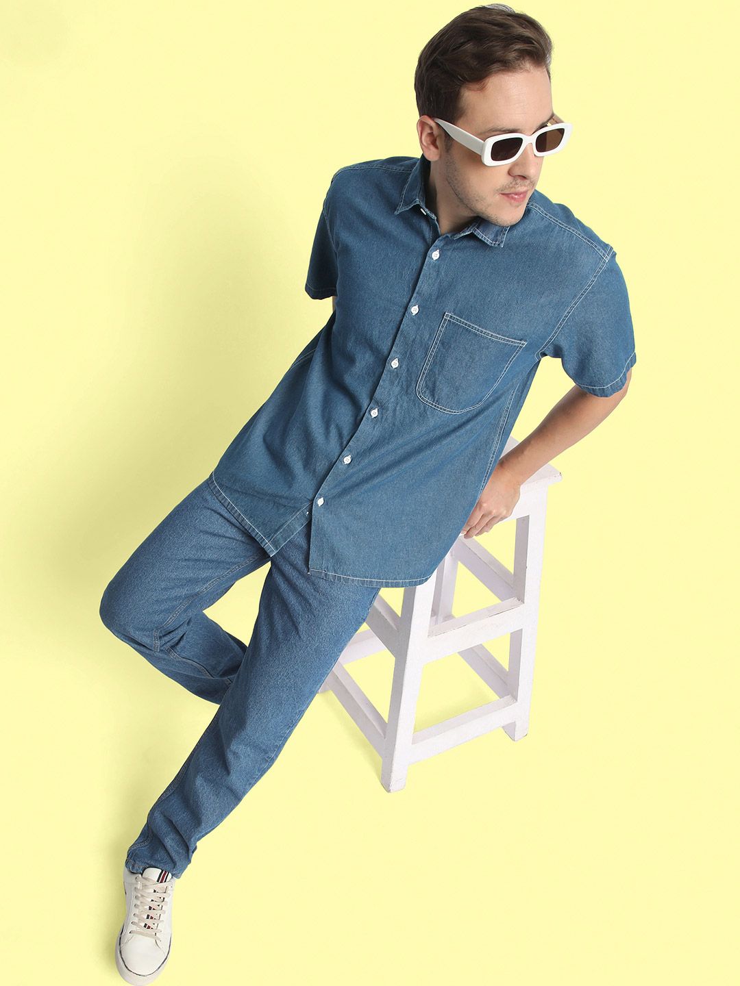 Bene Kleed Regular Fit Solid Short Sleeve Denim Shirt