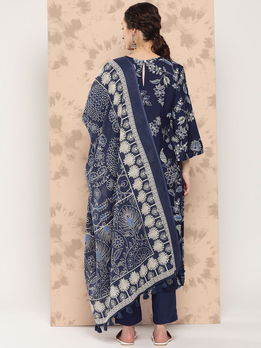 Anouk Ethnic Motifs Printed Kurta with Trousers & Dupatta