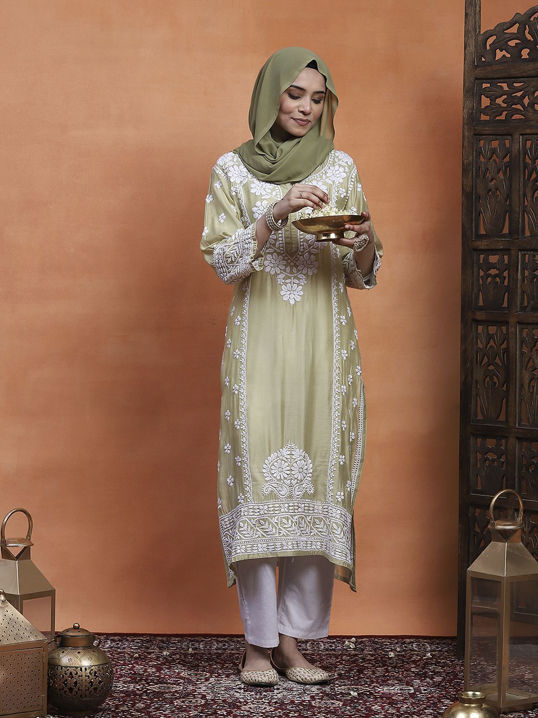 Rumah Wanita Chikankari Kurta Bersulam Chanderi Chikankari Hijau Muda