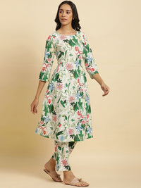 W Floral Printed Regular Pure Cotton Kurta With Trousers