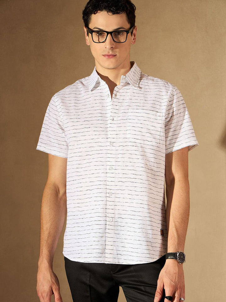 DENNISON Horizontal Striped Spread Collar Smart Regular Fit Cotton Casual Shirt