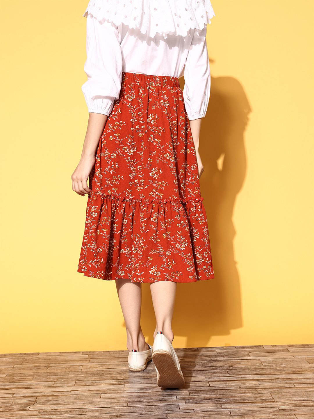 Berrylush Attractive Red Floral Indie Gal Skirt
