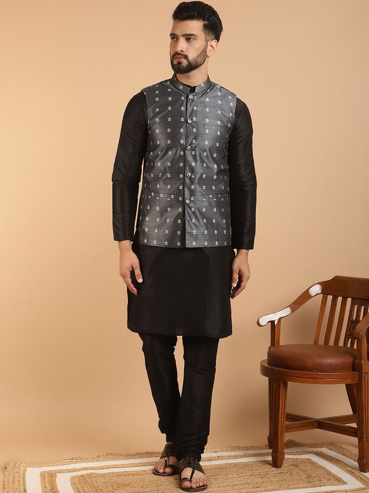 SOJANYA Men Black Solid Kurta with Churidar & Nehru Jacket