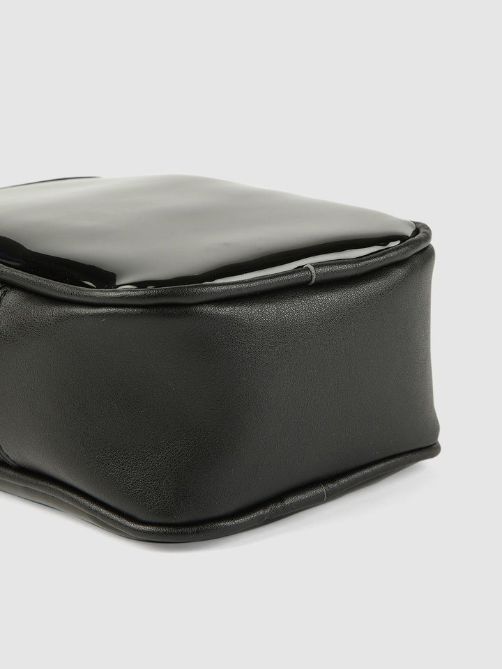 DressBerry Black Solid Sling Bag