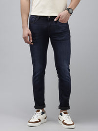Spykar Men Slim sesuai dengan jeans yang boleh diperbaharui dengan cahaya rendah