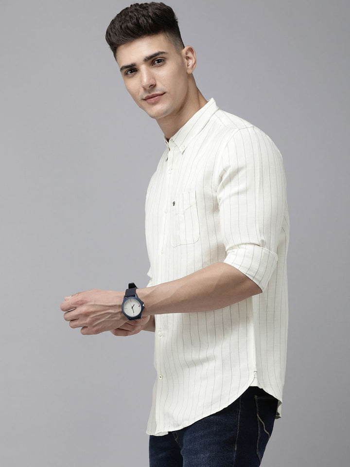 THE BEAR HOUSE Men White Slim Fit Opaque Striped Casual Shirt