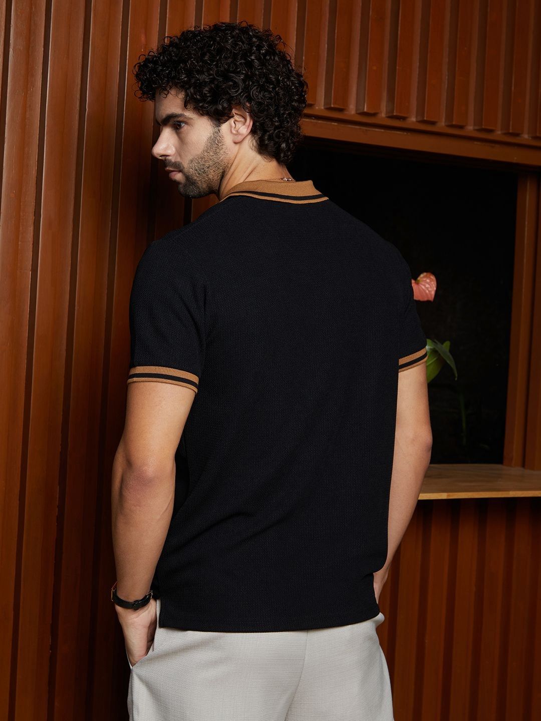 Campus Sutra Men Solid Polo Collar Cotton T-shirt