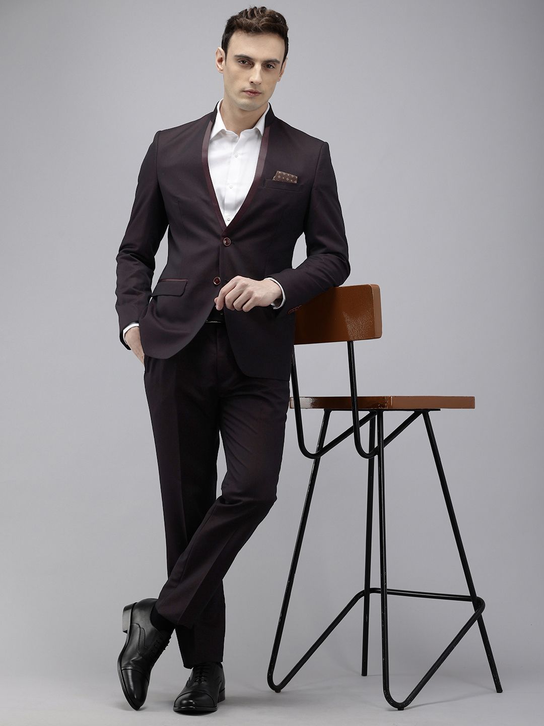 Park Avenue Self Design Textured Single Breasted Super Slim Fit 2 Piece Party Suits