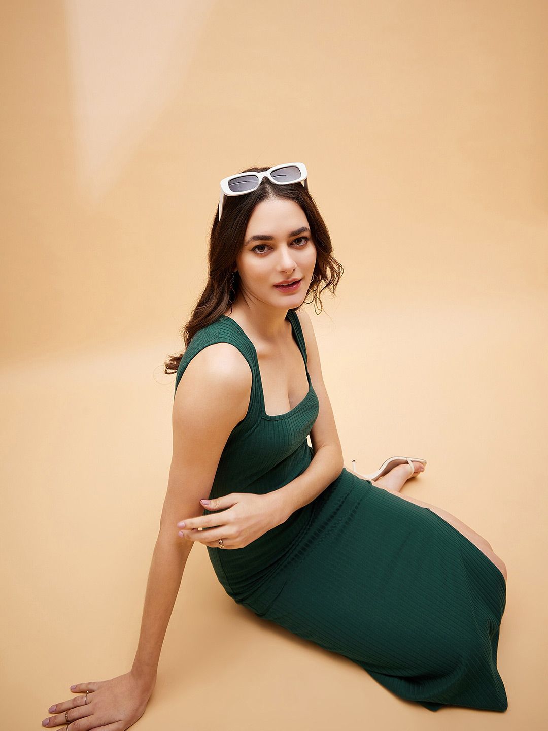 SASSAFRAS BASICS Bodycon Midi Dress