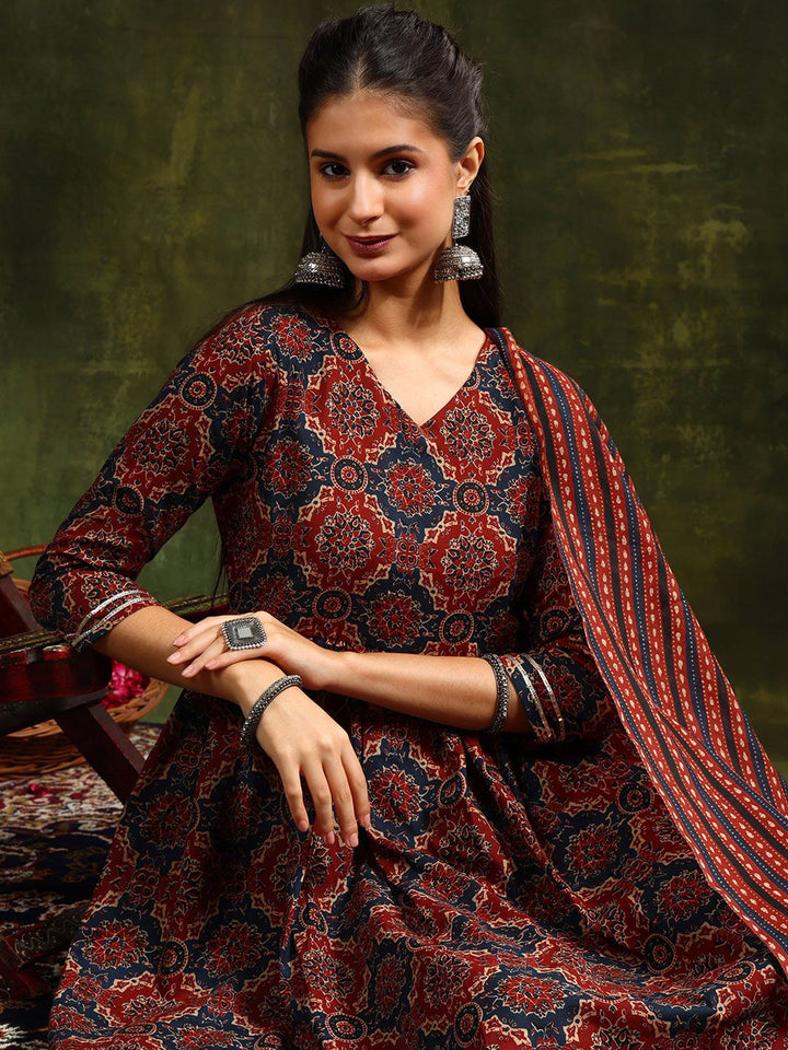 KALINI Ethnic Motifs Printed Anarkali Kurta With Trousers & Dupatta