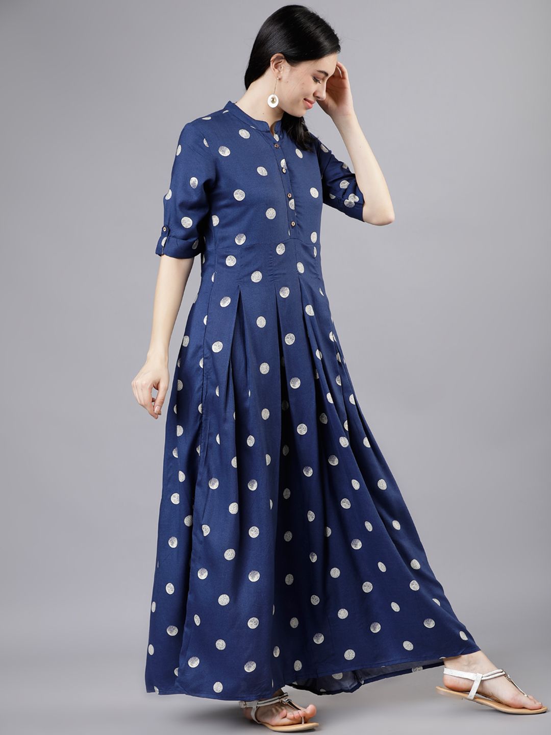 Vishudh Women Blue Printed Maxi Dress