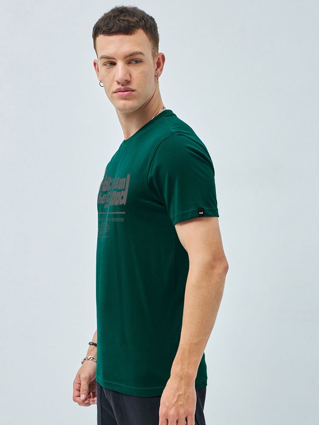 Bewakoof Men Typography Printed Round Neck Cotton T-shirt