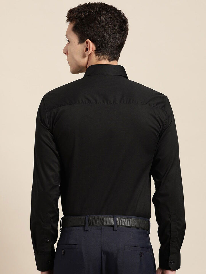 Hancock Relaxed Spread Collar Cotton Formal Shirt