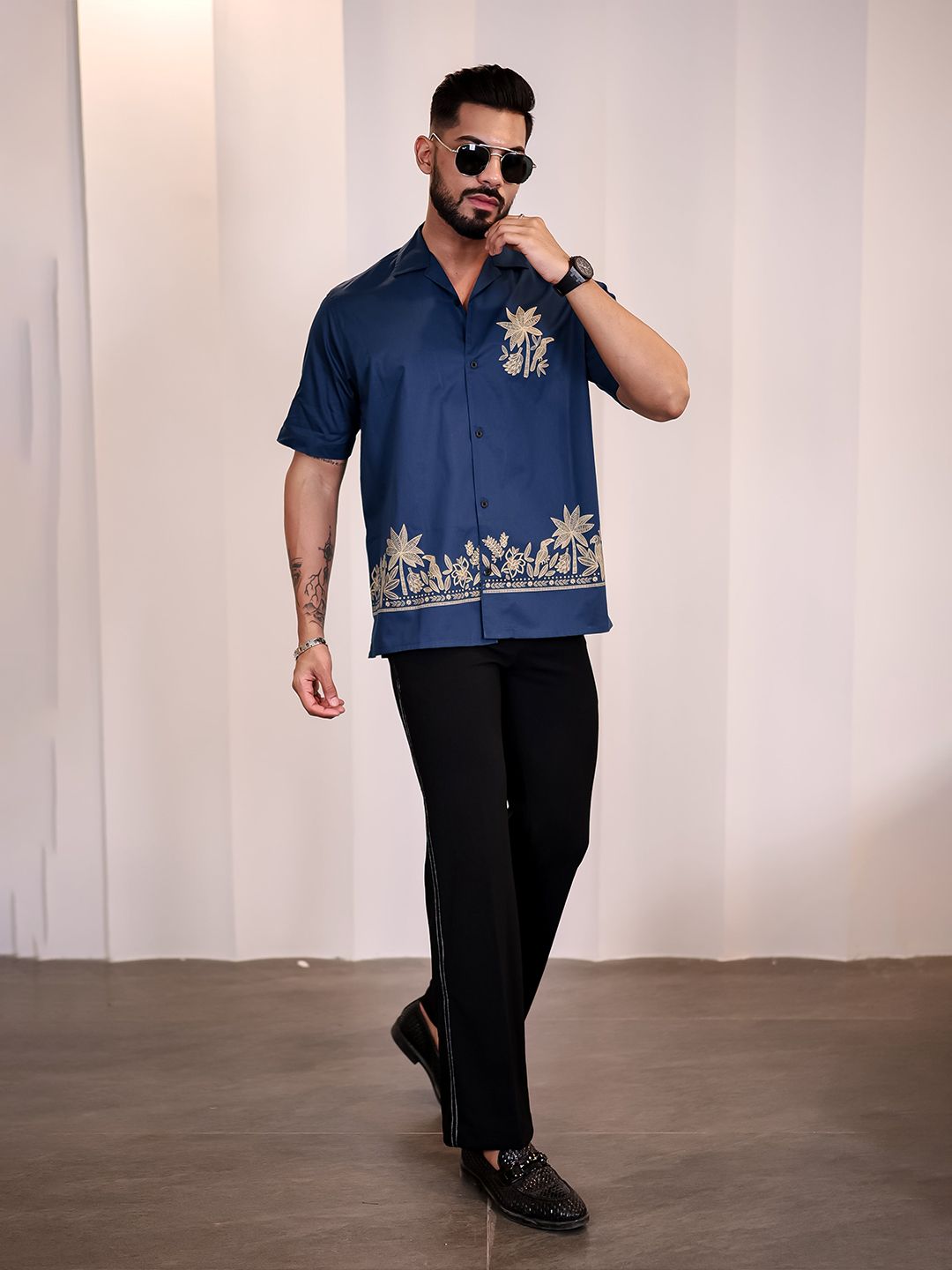 Eszett Men Floral Printed Cuban Collar Cotton Casual Shirt