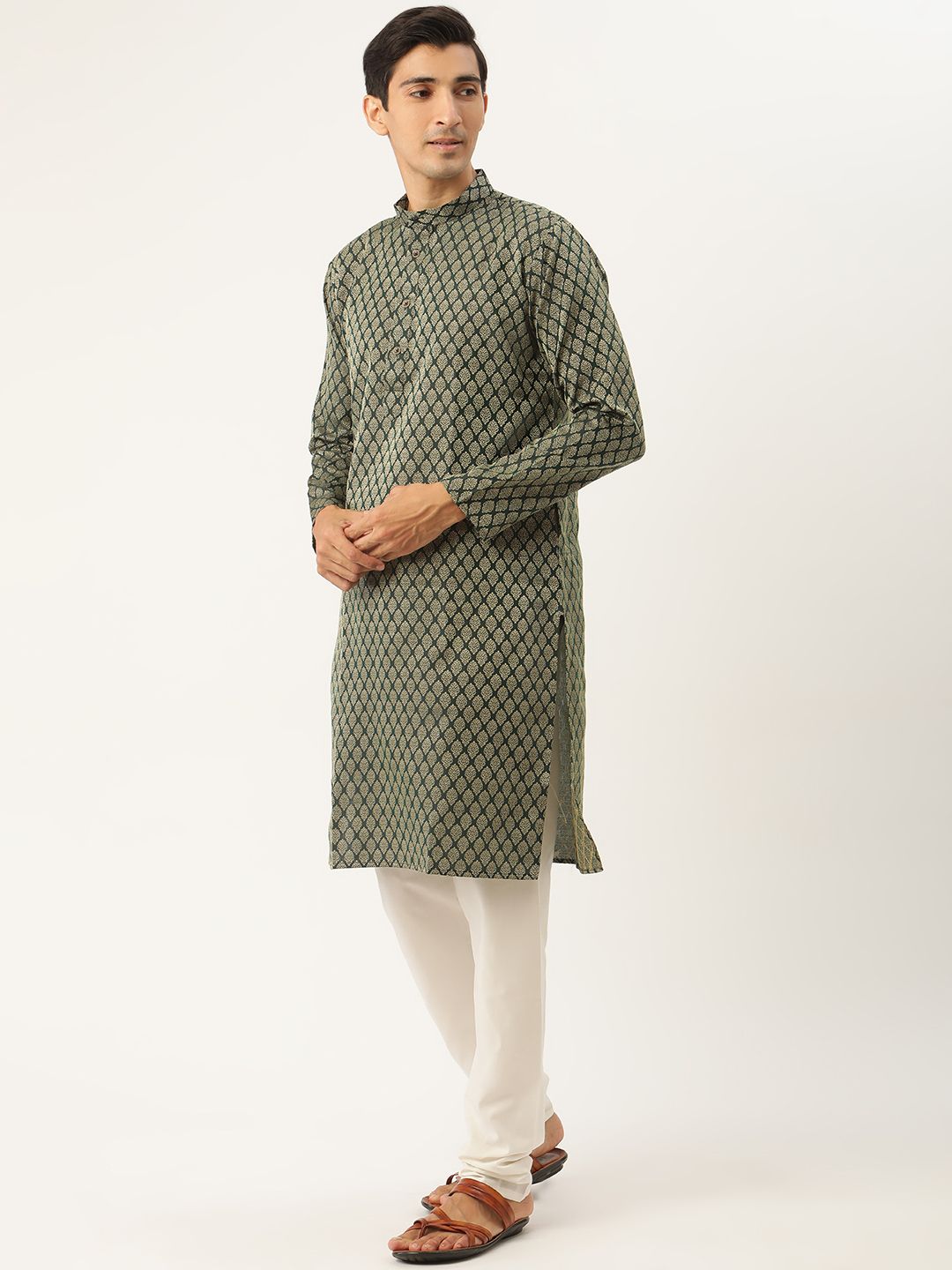 SOJANYA Kurta Tenun Jacquard Lelaki Hijau & Putih Putih dengan Jaket Churidar & Nehru