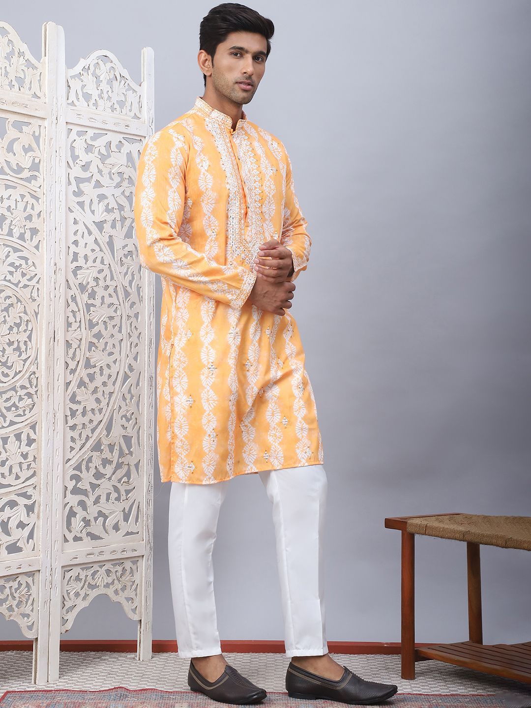 Jompers Ethnic Motifs Dyed Embroidered Mandarin Collar Sequinned Straight Kurta & Pyjamas