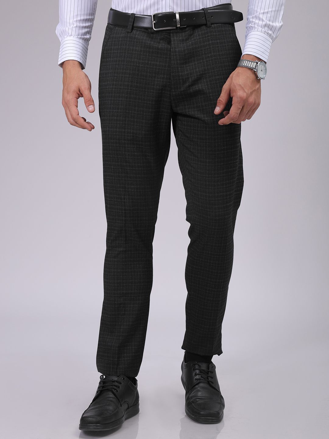 The Indian Garage Co. X Luxe Men Checked Slim Fit Formal Trousers