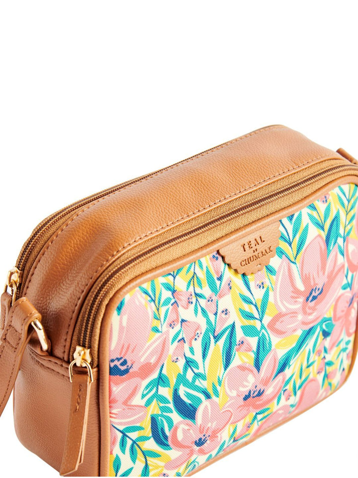 TEAL BY CHUMBAK Women Printed Structured Sling Bag