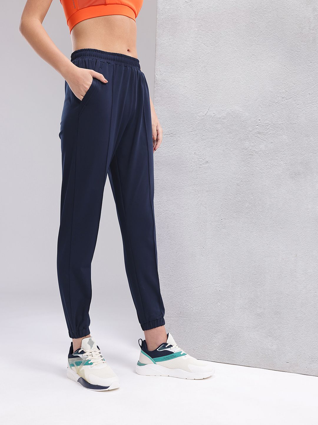 HRX by Hrithik Roshan Women Front Seam Mid-Rise Rapid-Dry Training Joggers