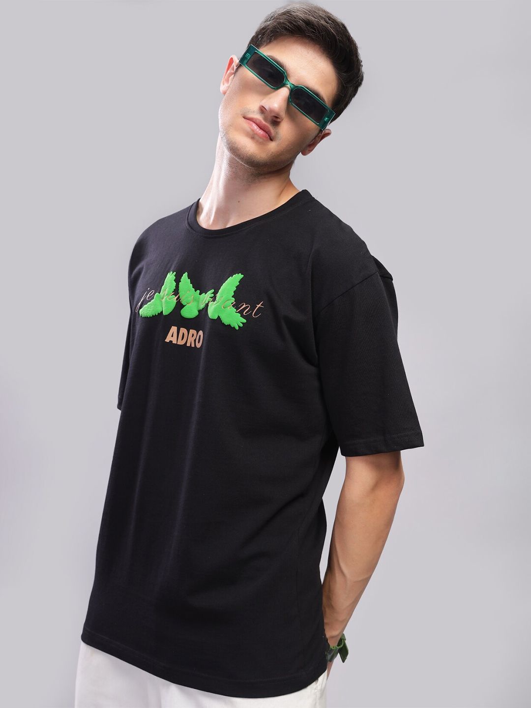 ADRO Men Typography Printed Applique T-shirt