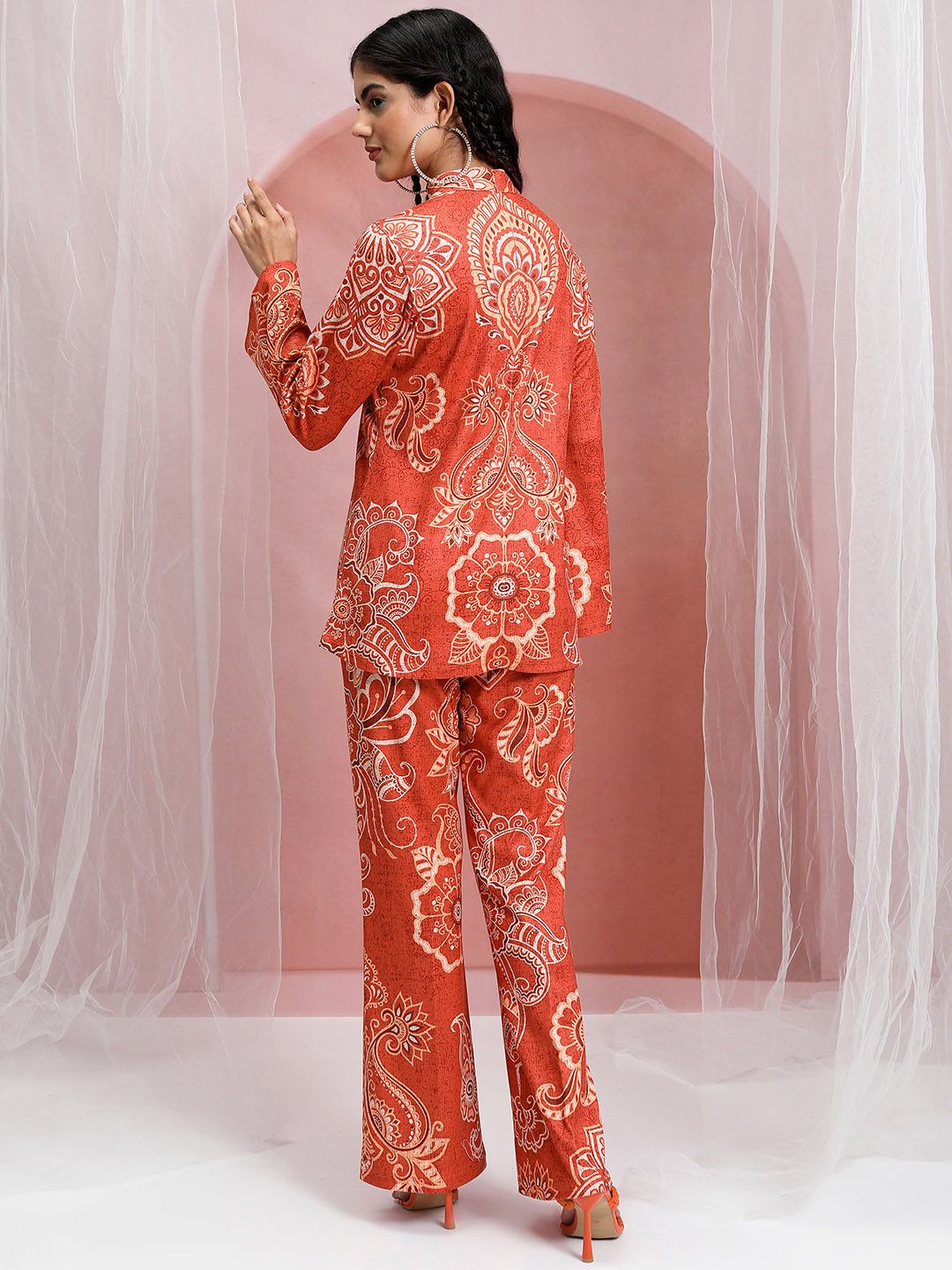 Vishudh Women Printed Tunic With Flared Pants