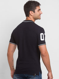 Menjadi Lelaki Manusia T-Shirt Kolar Polo Hitam & Putih