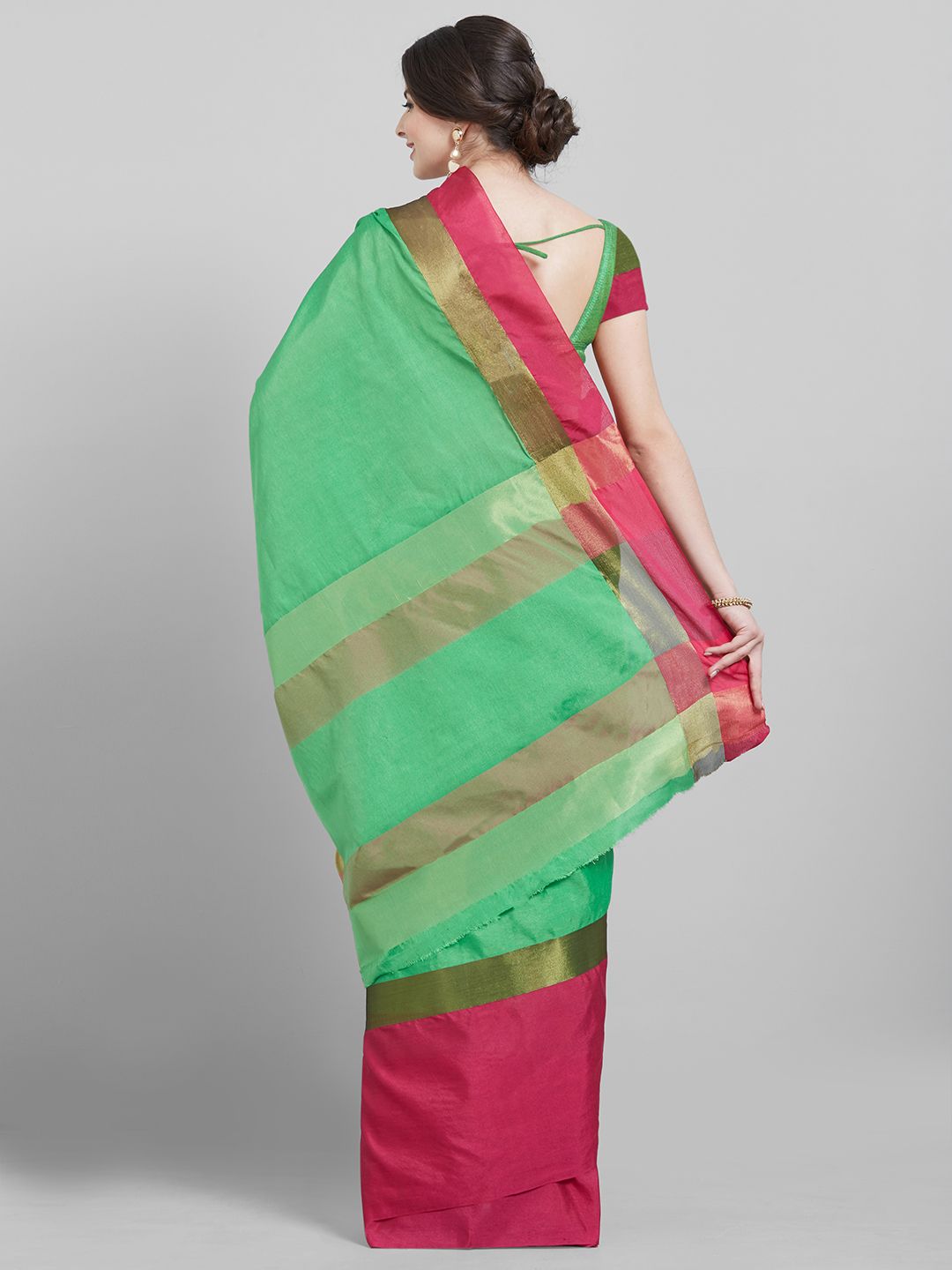 Saree mall Green & Pink Art Silk Colourblocked Saree