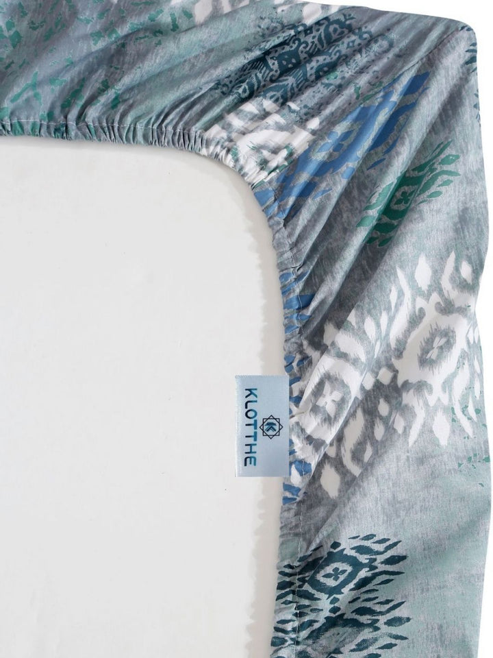 KLOTTHE Blue Geometric Printed Fitted 400 TC Cotton King Bedsheet & 2 Pillow Covers