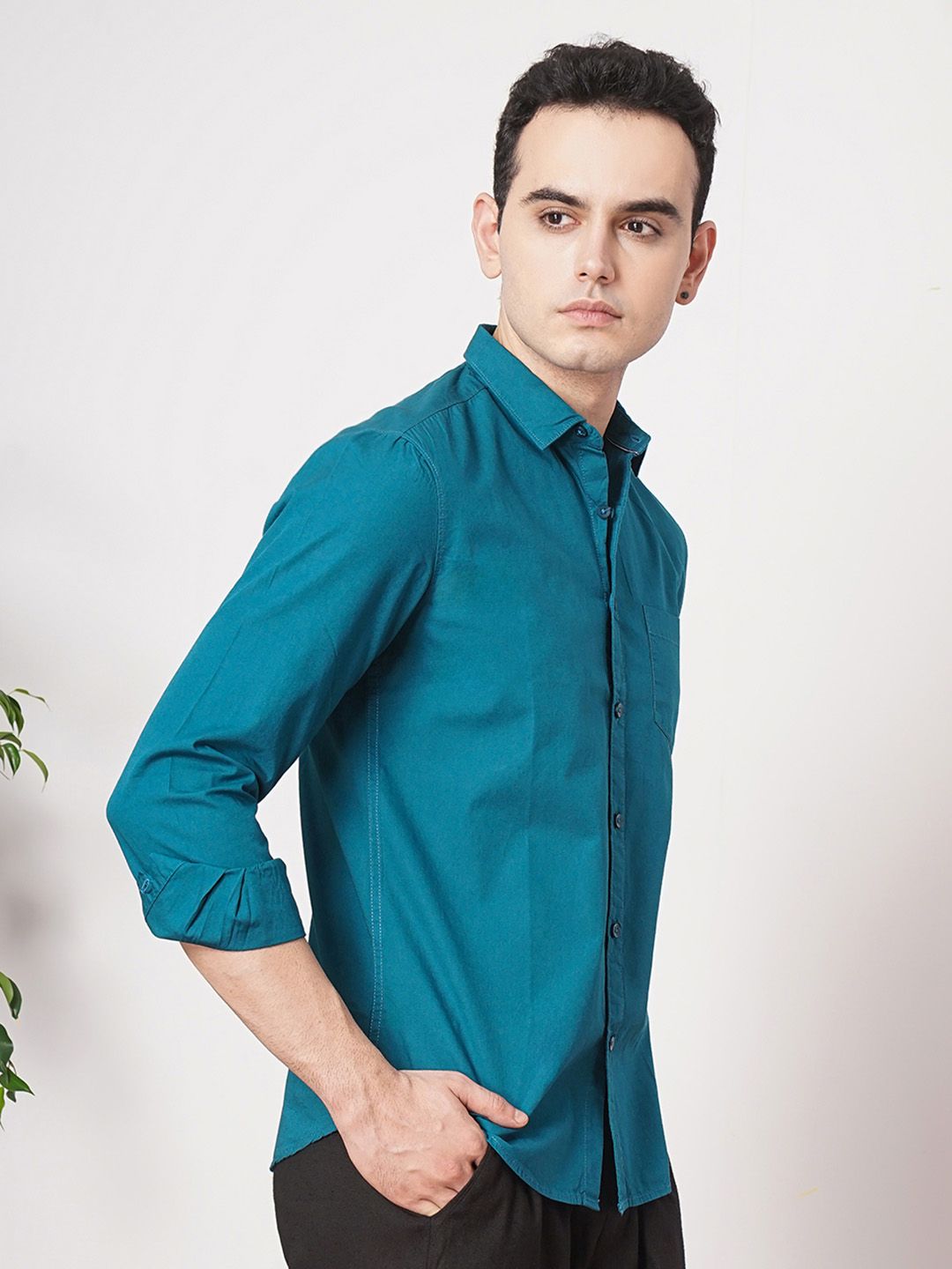 The Indian Garage Co Men Teal Blue Solid Pure Cotton Casual Shirt