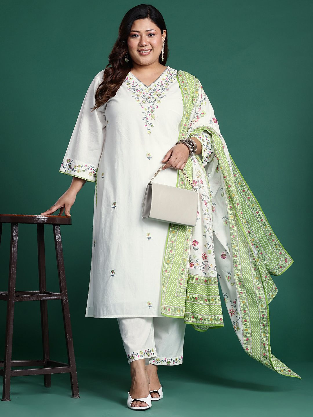 Indo Era Plus Size Floral Embroidered Thread Work Pure Cotton Kurta Set