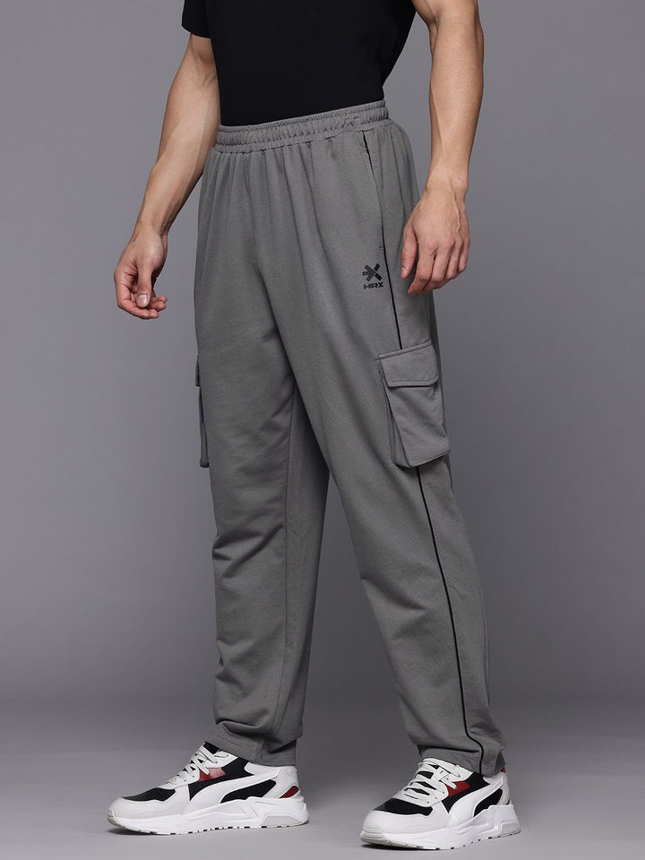 HRX oleh Hrithik Roshan Men Mid-Rise Cargo Style Lifestyle Pants