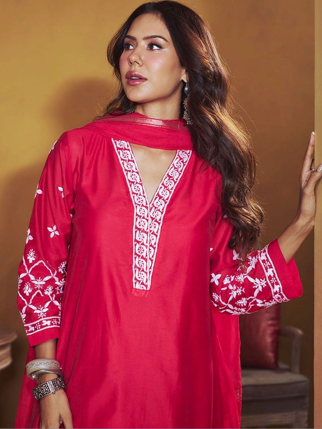 House of Chikankari Women Regular Chikankari Chanderi Silk Kurta with Trousers