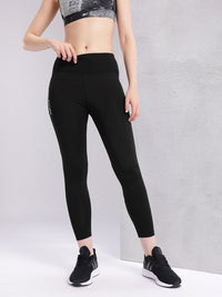 HRX by Hrithik Roshan Women TypographyPrint Mid-Rise Rapid-Dry Cropped Running Tights