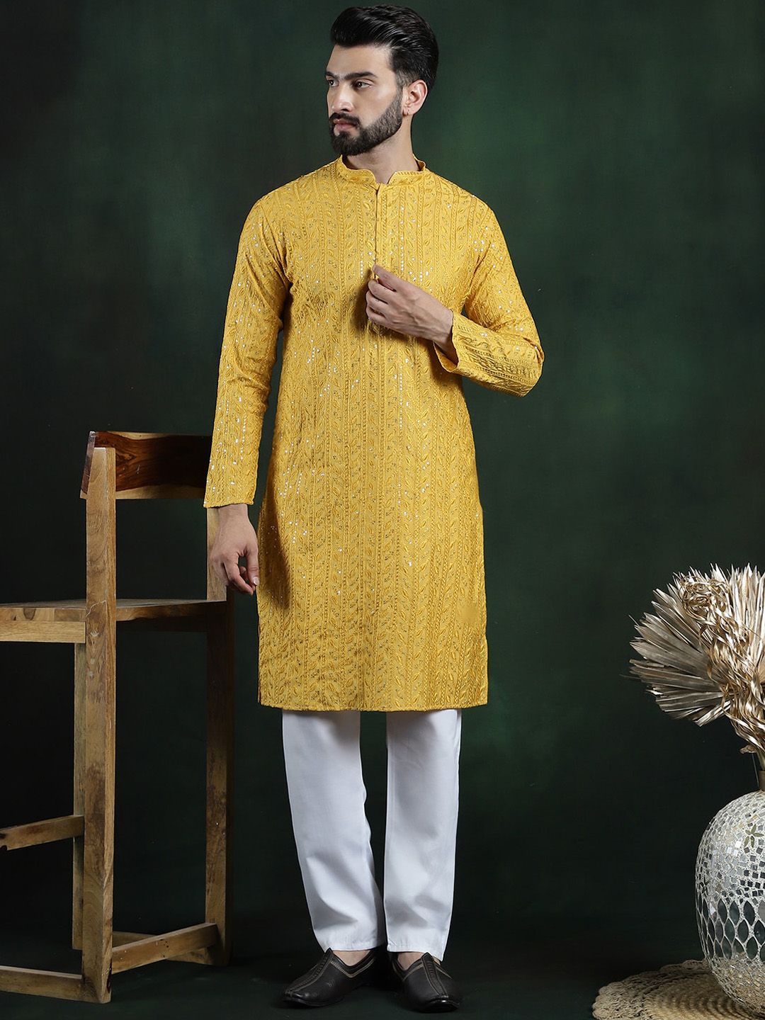 SOJANYA LUXE Kurta Kerja Benang Biasa Sulam Bunga dengan Pijama