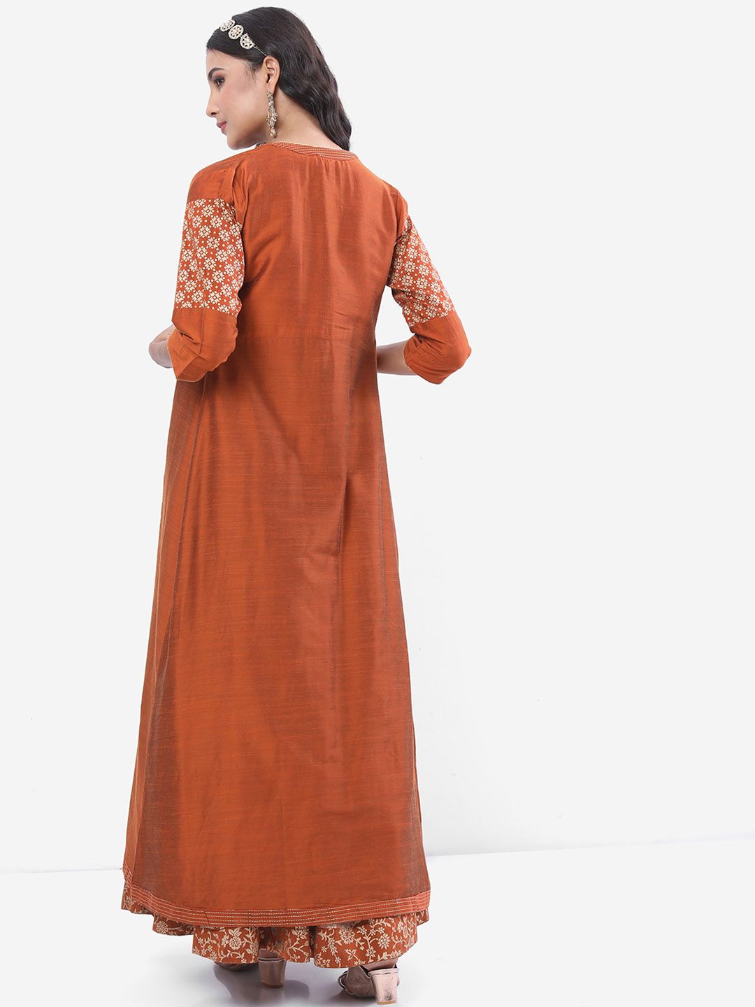Vishudh Rust Ethnic Motifs Printed Ethnic Top with Skirt & Jacket