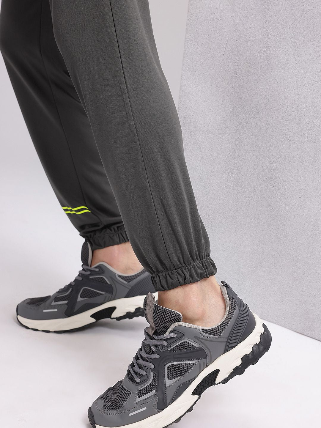 HRX by Hrithik Roshan Men Rapid-Dry Training Joggers