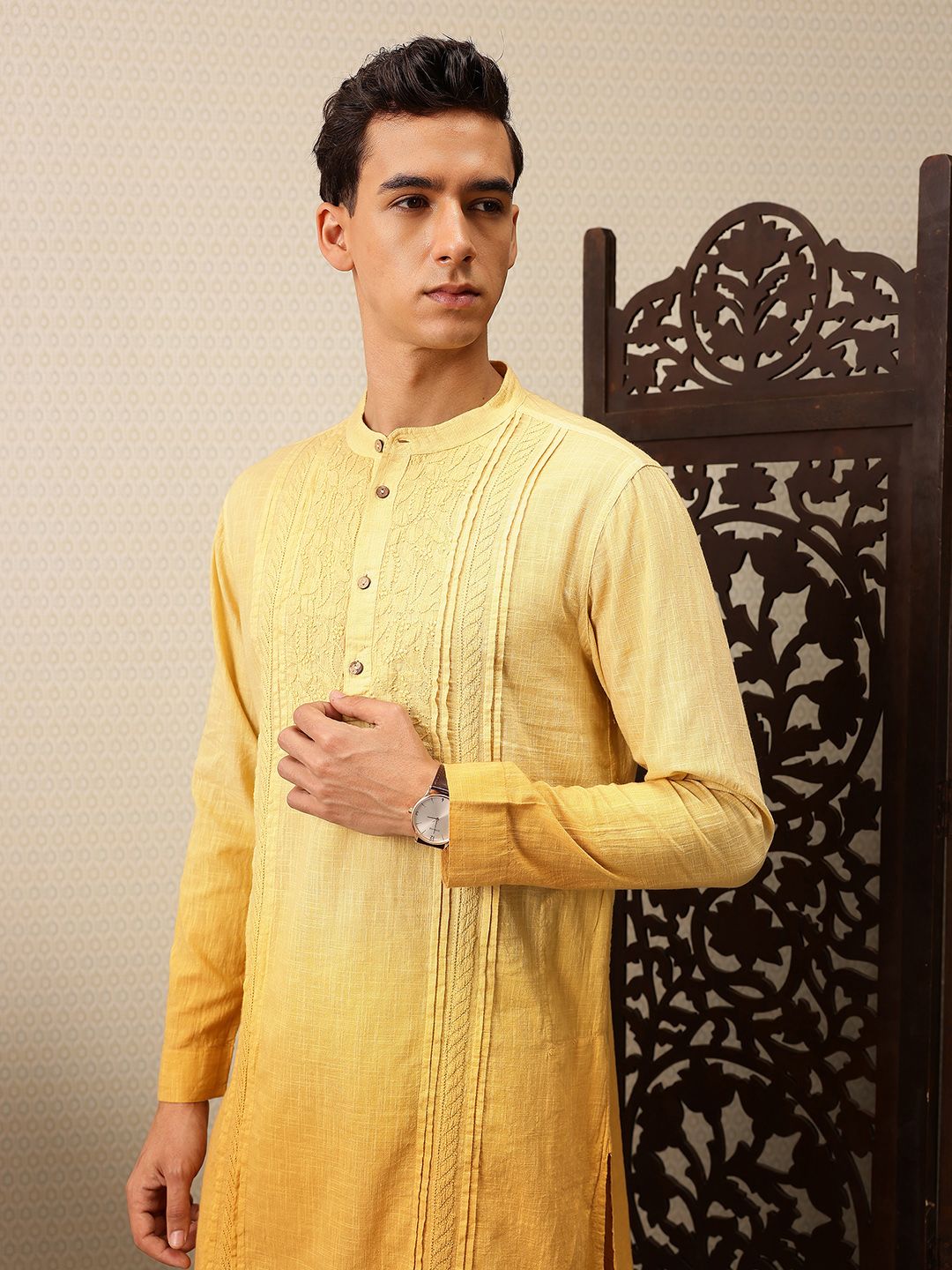 House of Pataudi Floral Embroidered Pure Cotton Jashn Kurta With Salwar