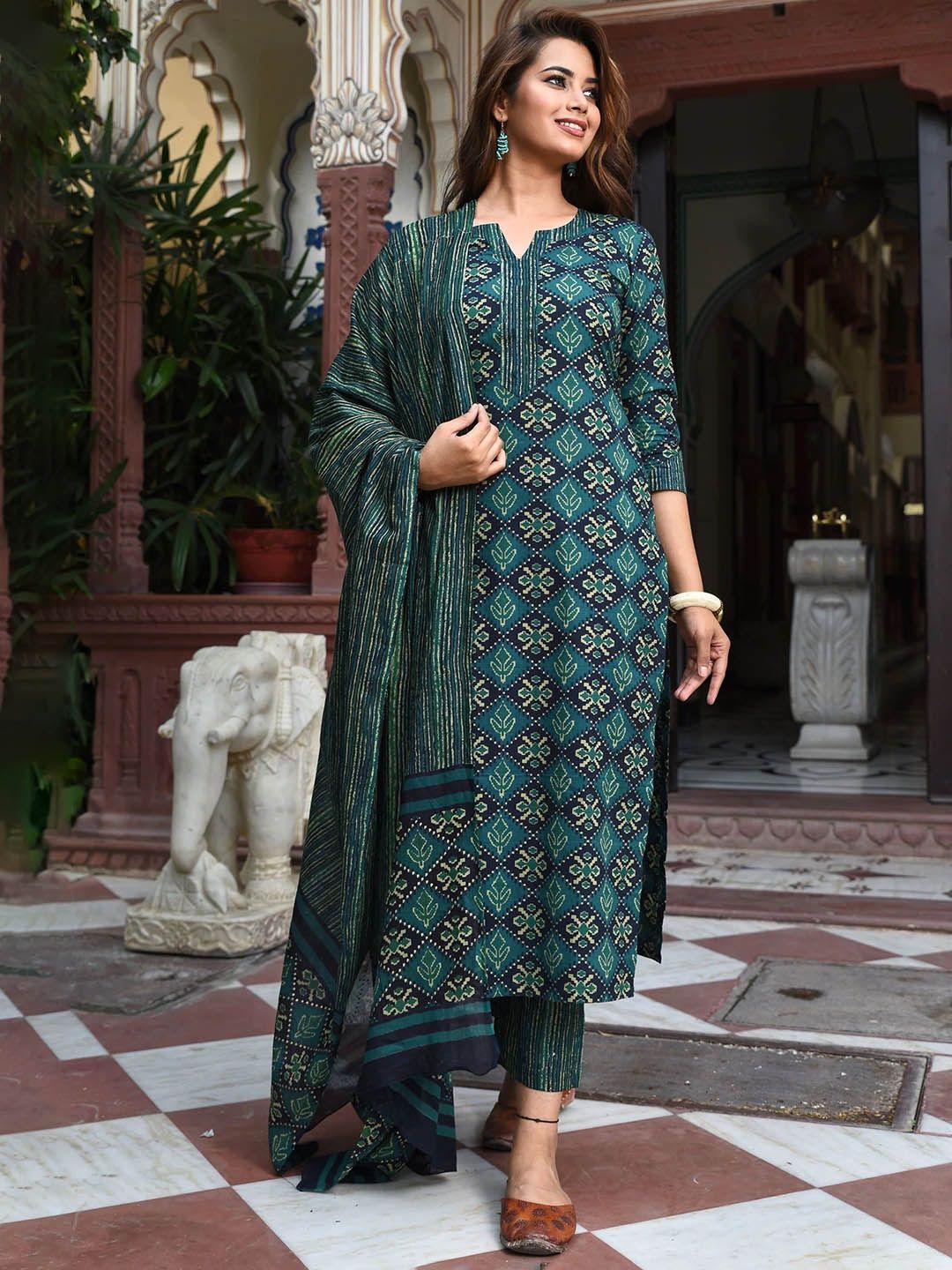 KALINI Women Printed Regular Kurta with Trousers & With Dupatta