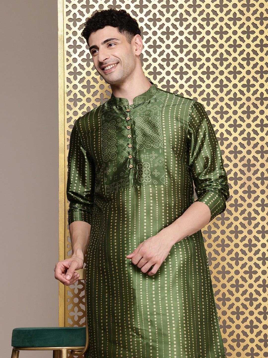 House of Pataudi Polka Dot Printed Jashn Kurta