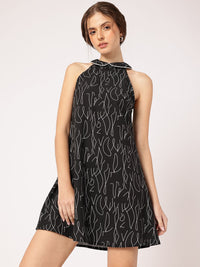 DressBerry Charming Charisma Printed Peter-Pan Collar Sheath Dress