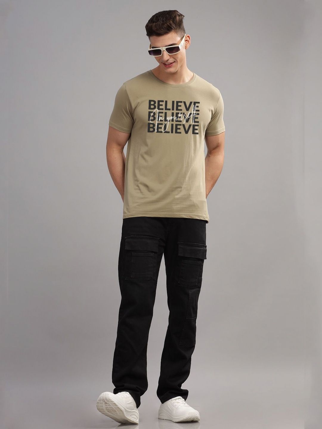 ADRO Men Typography Printed Pockets T-shirt