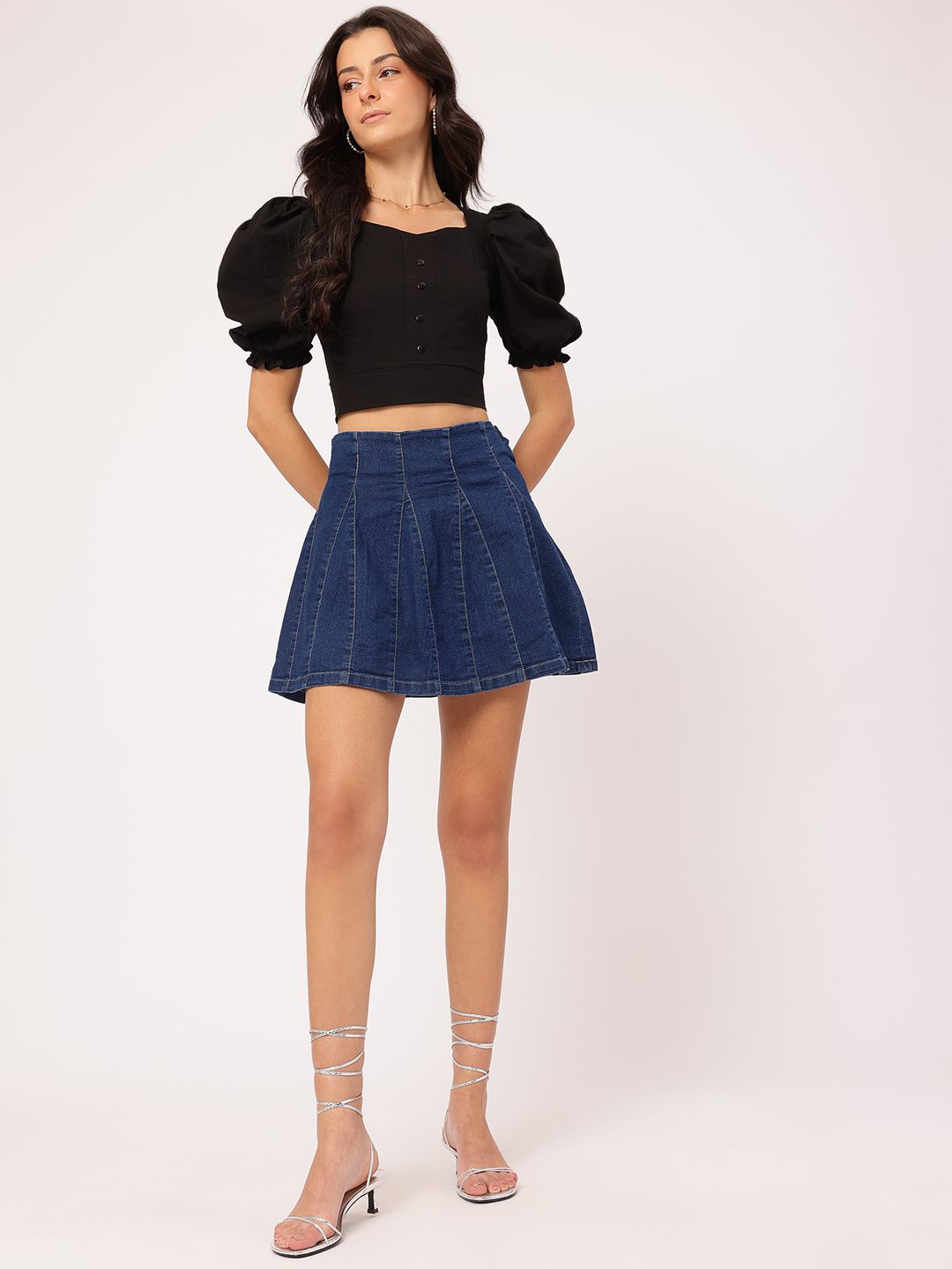 DressBerry Bubbly Basics Sweetheart Neck Puff Sleeves Crop Top