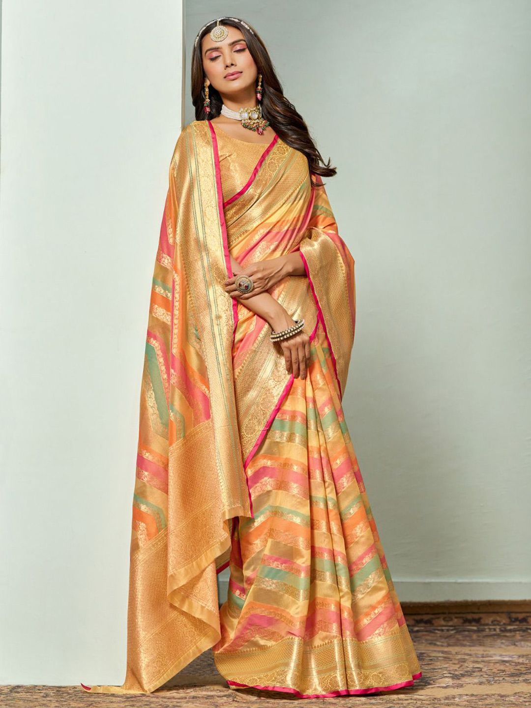 KALINI Women Silk Blend Woven Banarasi Saree With Blouse Piece